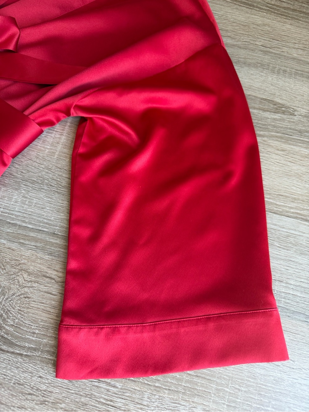 Cabernet by Sleep Sense Deep Red Women’s Robe with Waist Tie Size Medium - Picture 5 of 13
